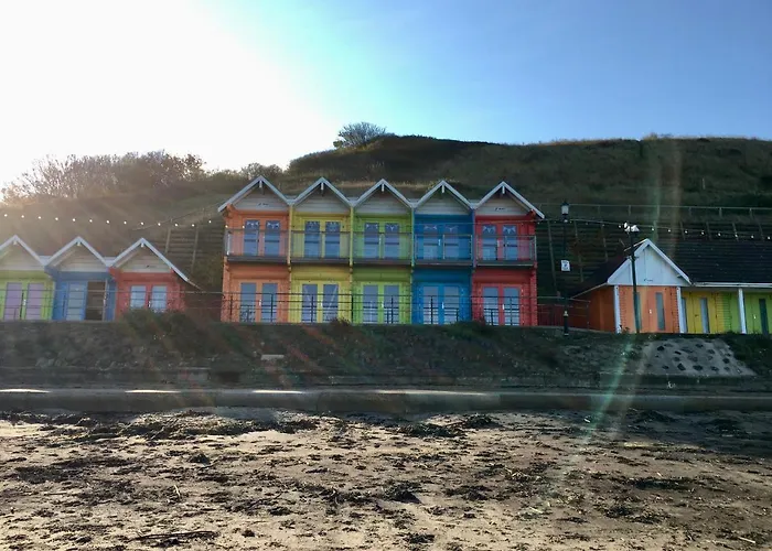 Stylish With Free Parking, Lift & Views Apartman